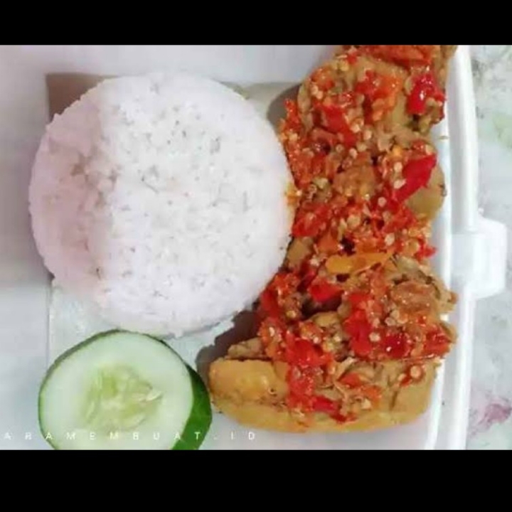 Telur Geprek  