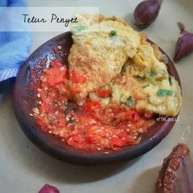 Telur Penyet