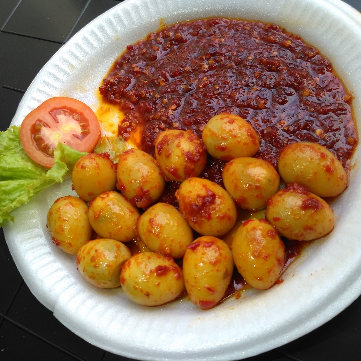 Telur Puyuh Setan
