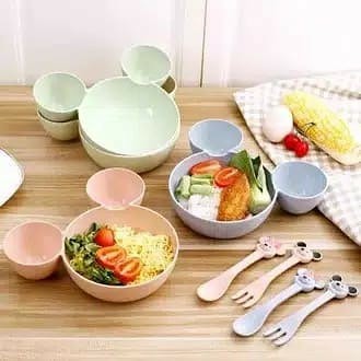 Tempat Makan Mickey Mouse