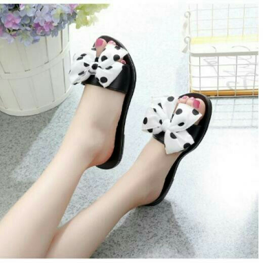 Teplek Pita Sol Karet Putih