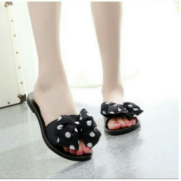 Teplek Pita Sol Karet Hitam