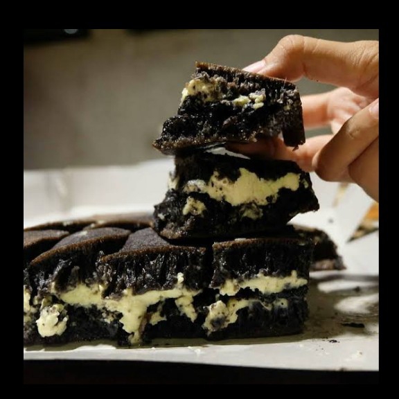 Terang Bulan  Keju Cream Cheese Uk M