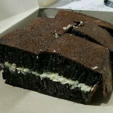 Terang Bulan Black Sweet Keju Kacang Susu