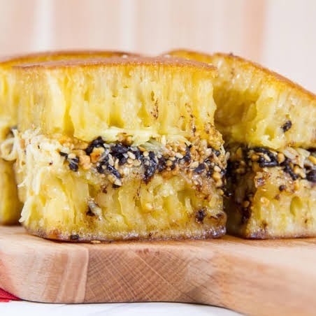 Terang Bulan Keju Kacang Coklat Susu