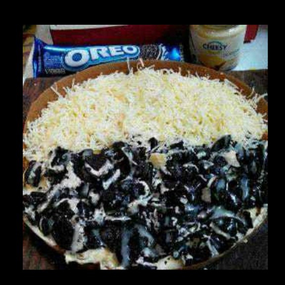 Terang Bulan Oreo Keju Uk L