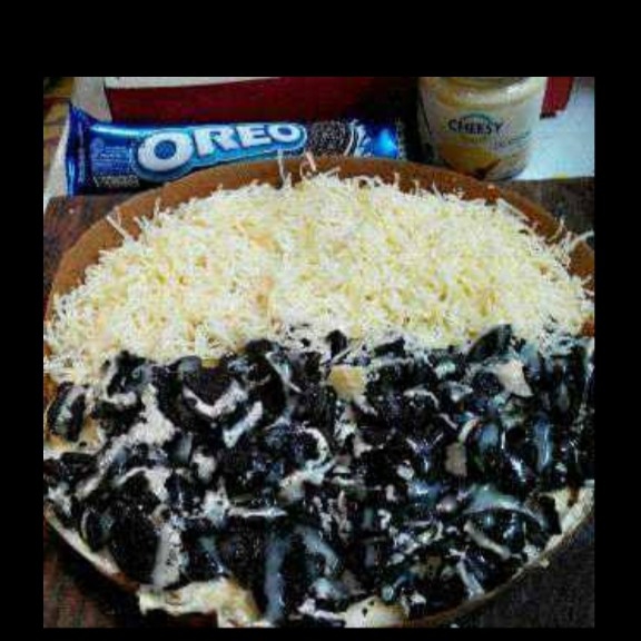 Terang Bulan Oreo Keju Uk M