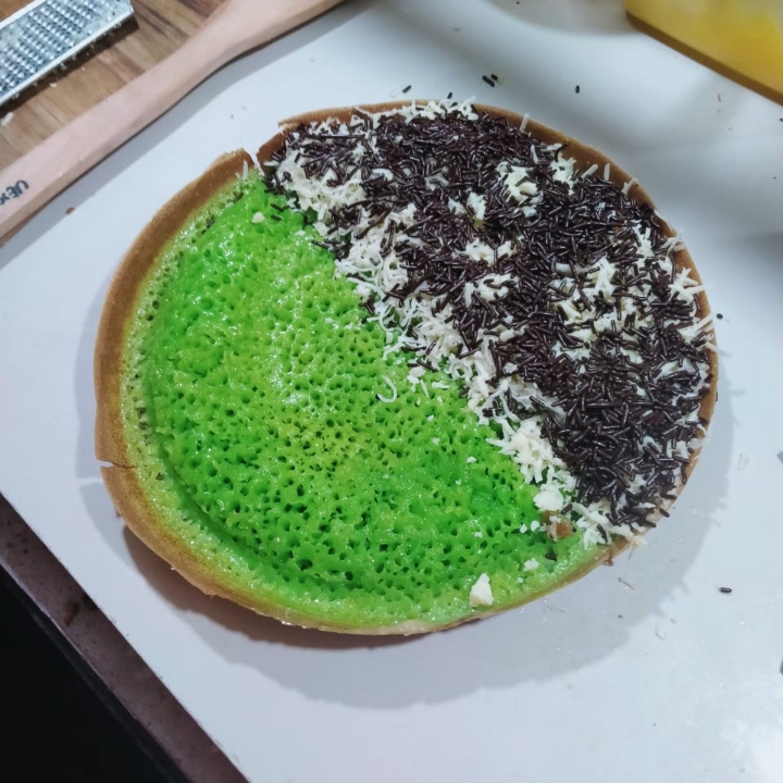 Terang Bulan Pandan Keju Coklat Uk L