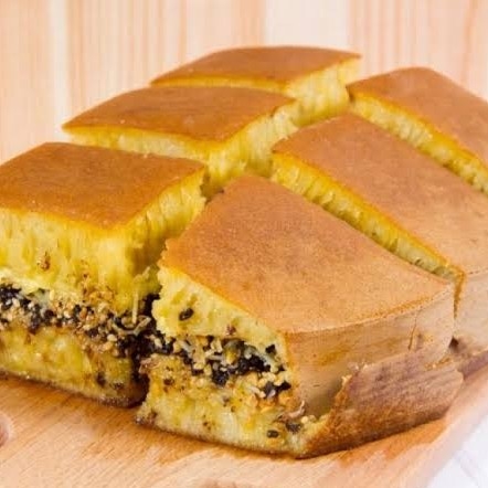 Terang Bulan Pisang Kacang Susu