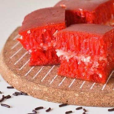 Terang Bulan Red Velvet