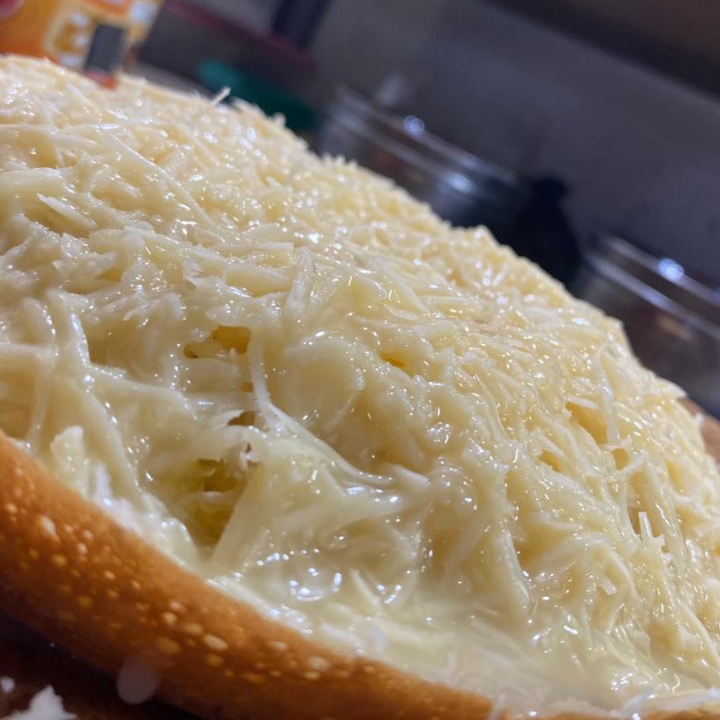 Terang Bulan Spesial Keju