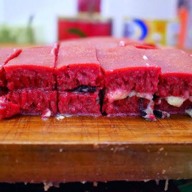 Terang Bulan kacang - susu rasa redvelvet