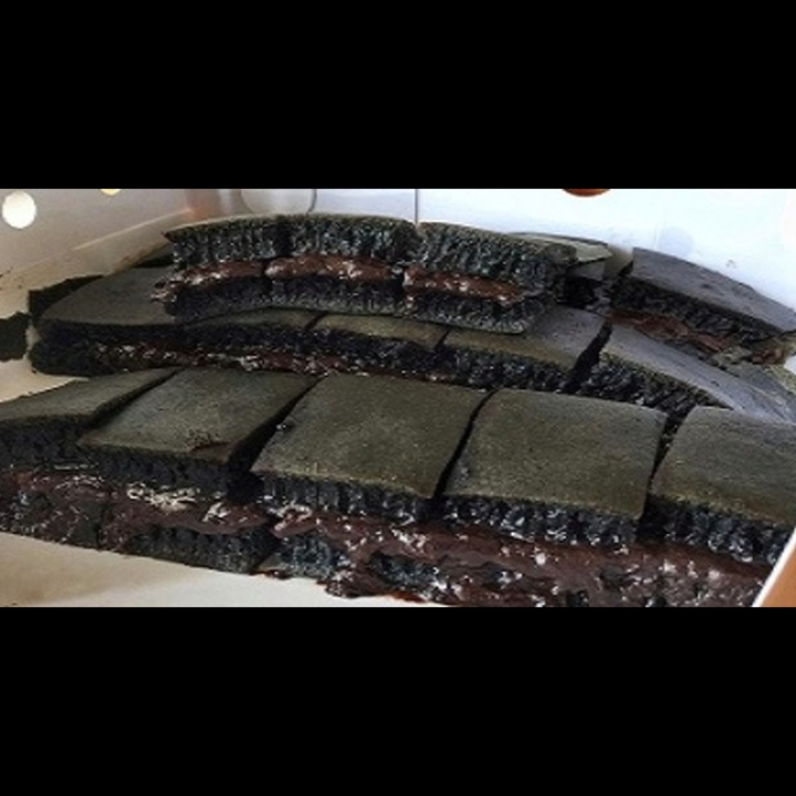 Terang Bulan kacang - susu rasa black forest