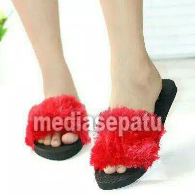 Terlariss Dan Termurah  Sandal Wanita Murah Slop Bulu Rasfur Halus  5