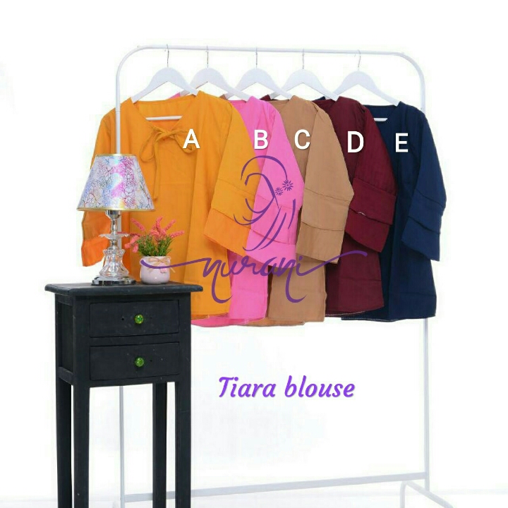 Tiara Blouse