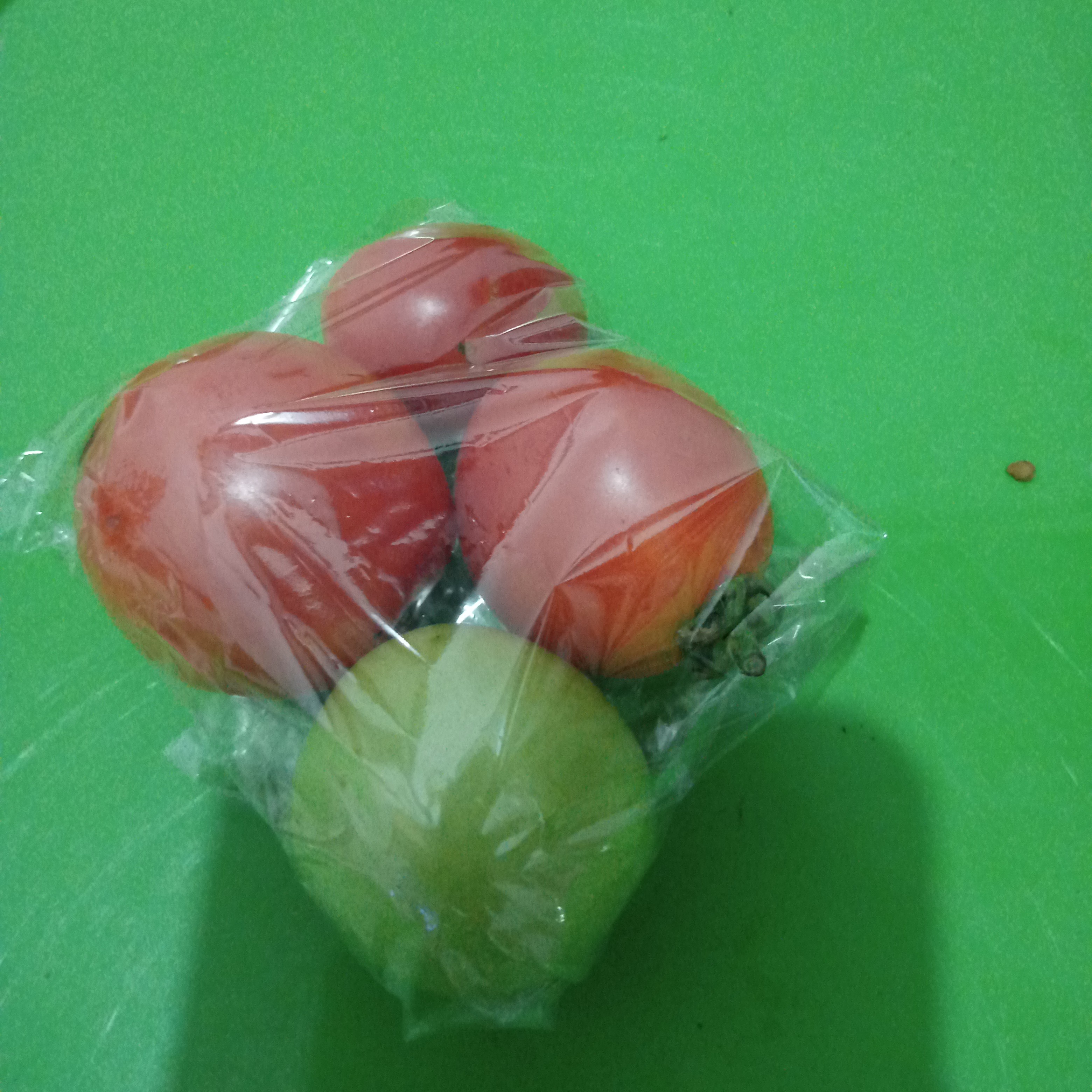 Tomat Kemasan 1 Ons