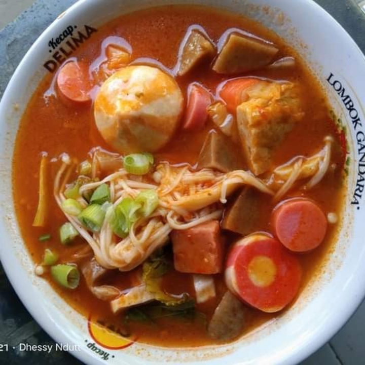 Tomyam Suki Jamur Enoki