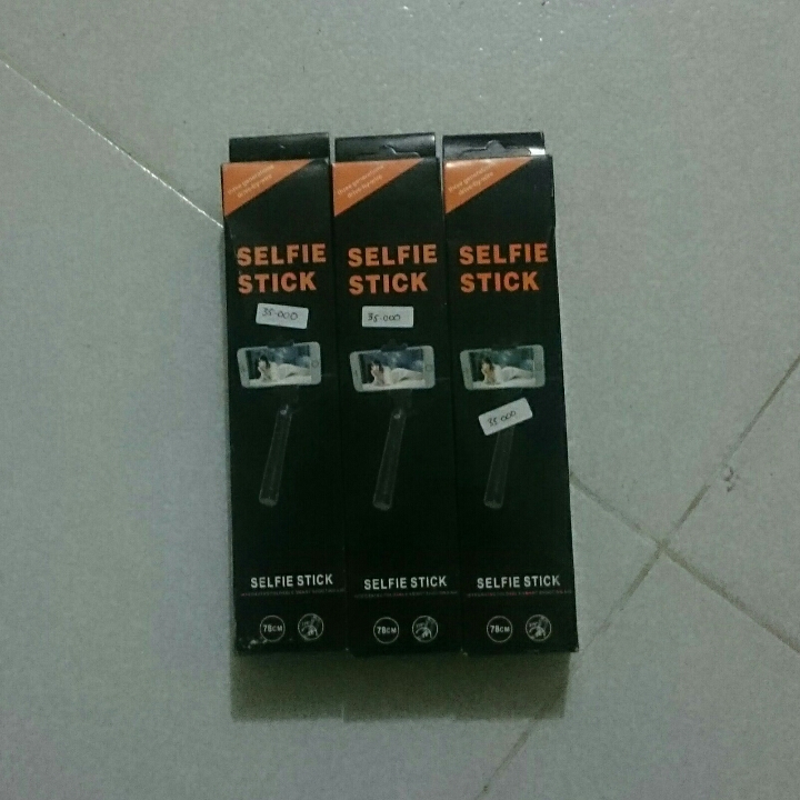 Tongsis Black