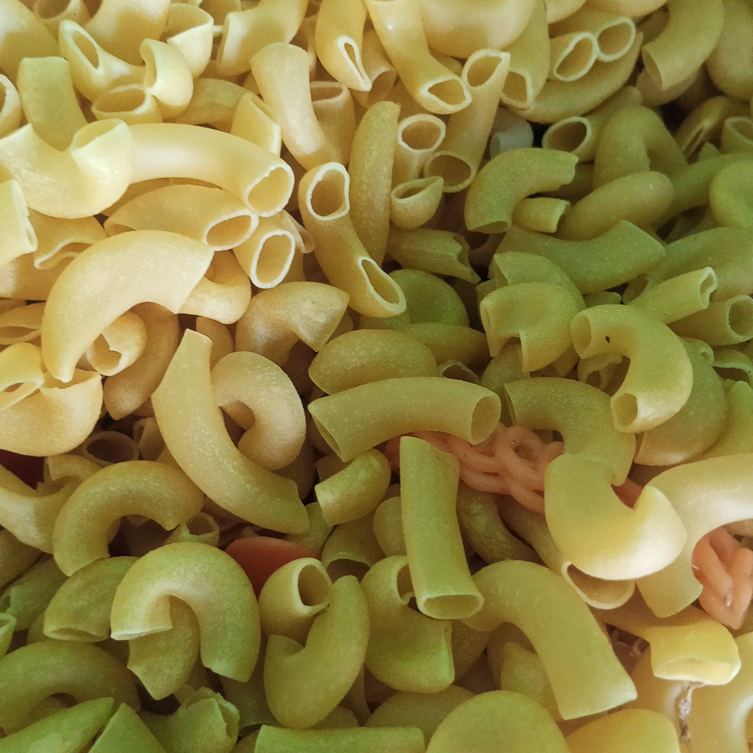 Toping Krupuk makroni kuning