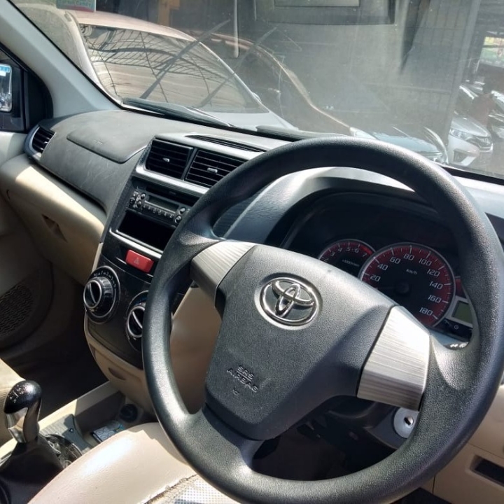 Toyota Avanza G Silver 2013 4