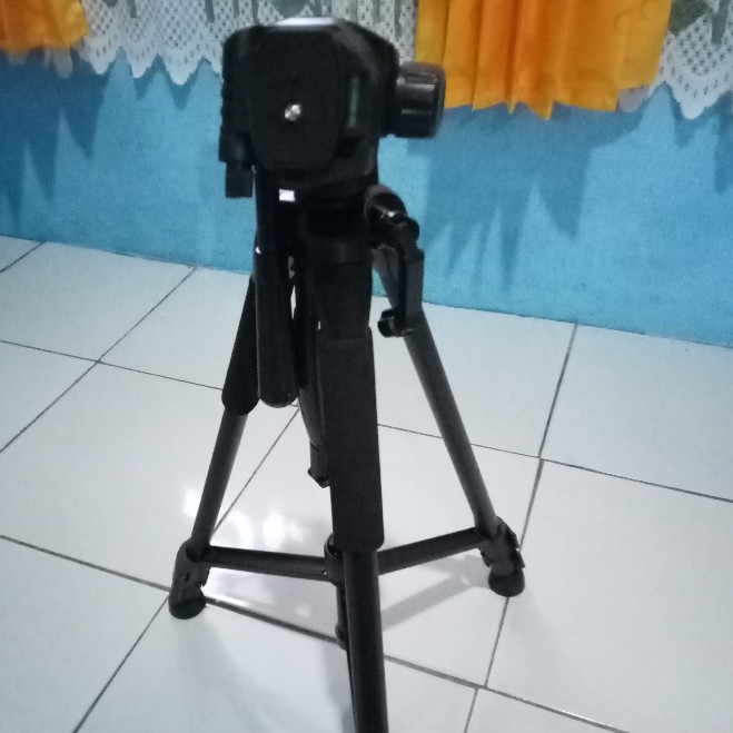 Tripod Kamera DSLR Dan Hanphone 