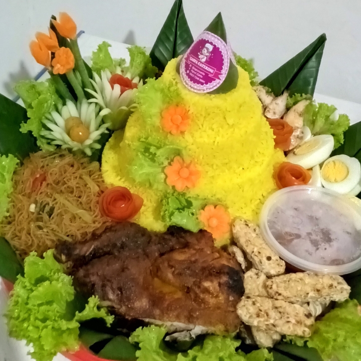 Tumpeng Nasi Kuning