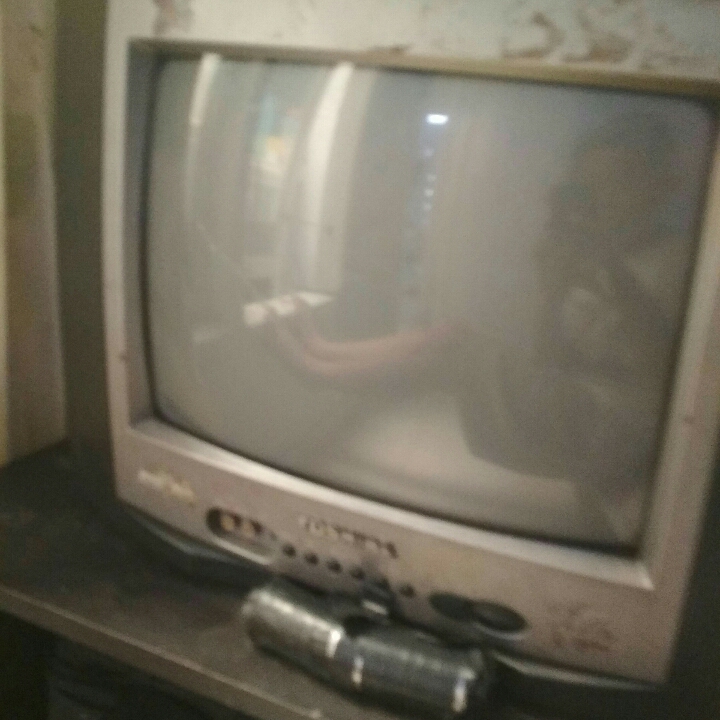 Tv Butut 