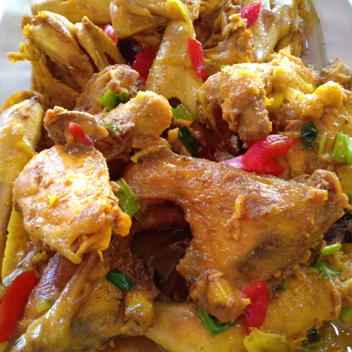 Ungkeb Ayam Kampung
