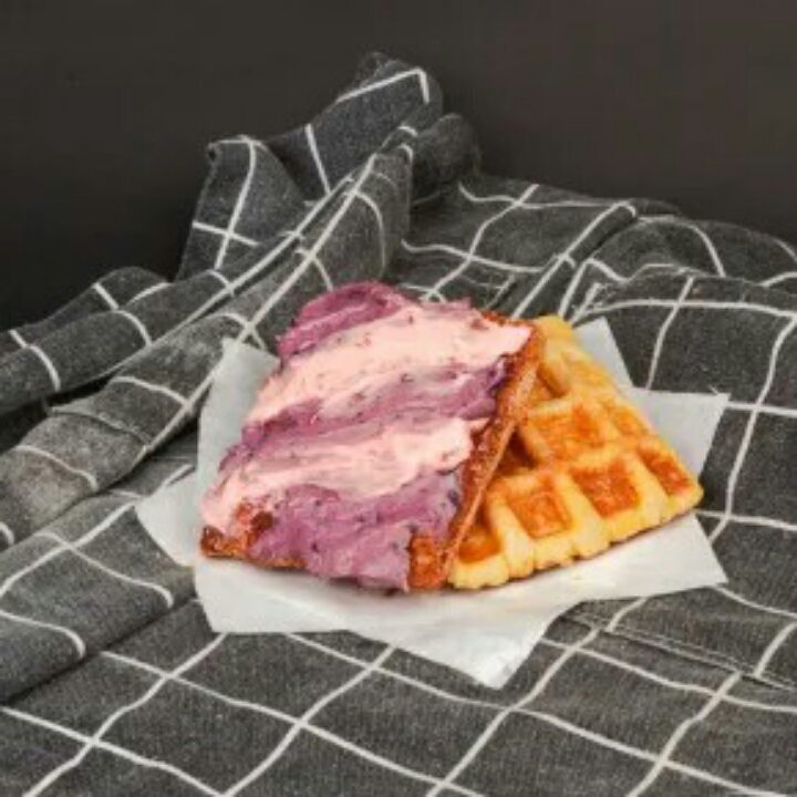 Unicorn Croffle