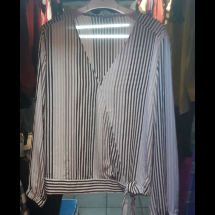 V Neck