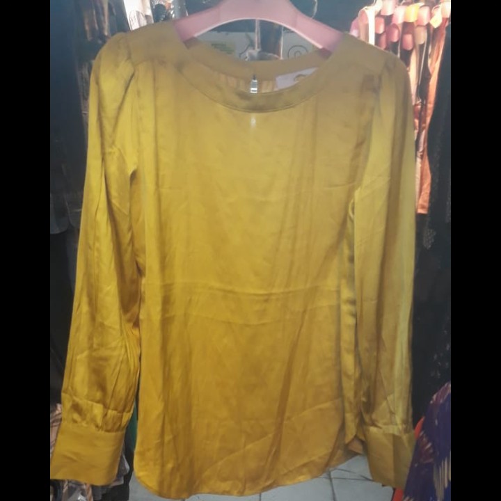 V Neck