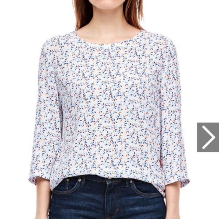 V Neck