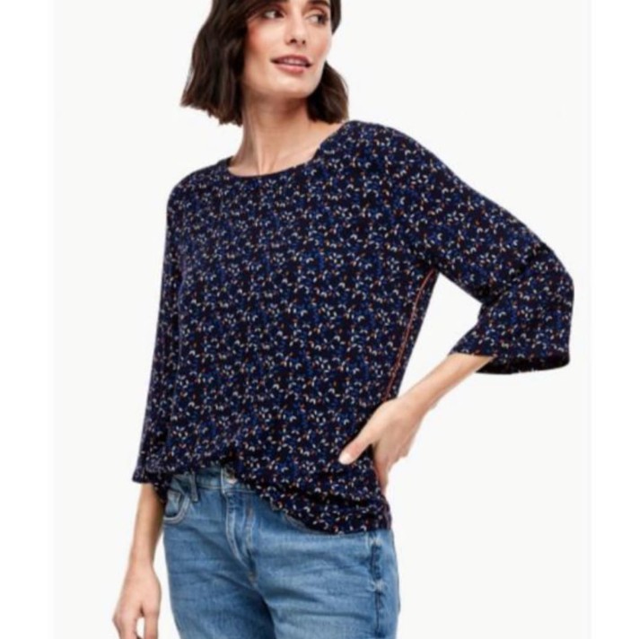 V Neck