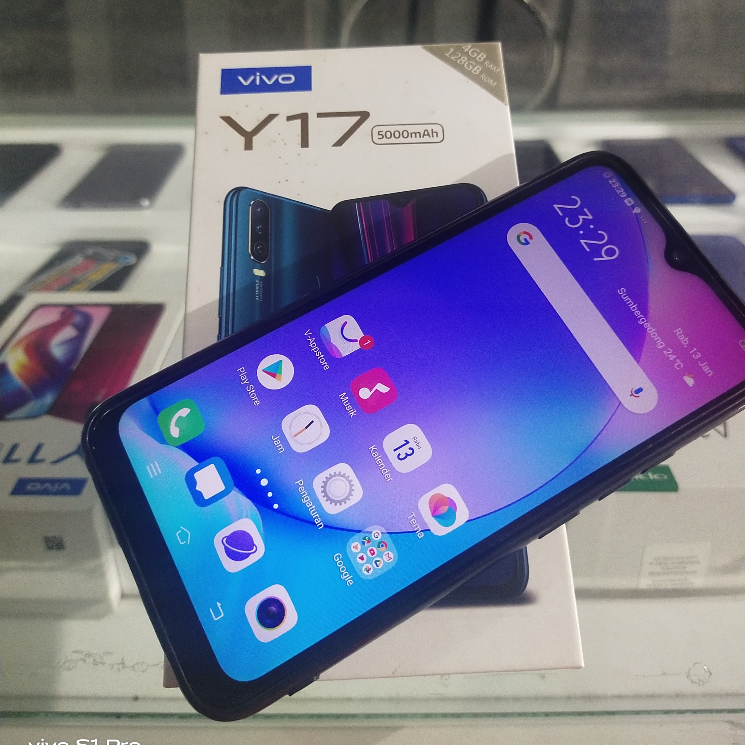 VIVO Y17