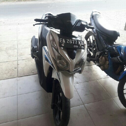 Vario 125 FI Putih Tahun 2014