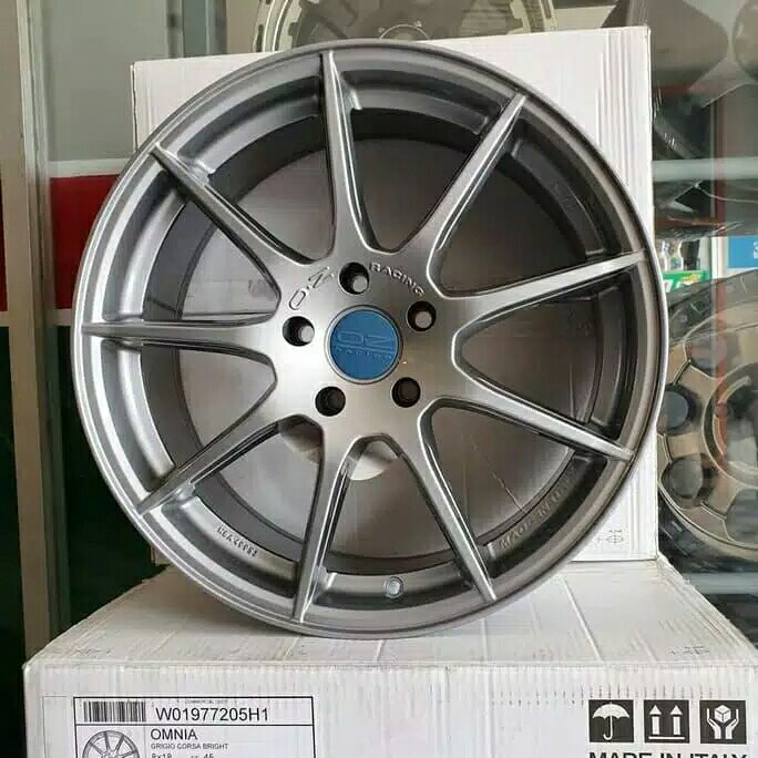 Velg OZ Racing Omnia R18inch Original  Velg  Mobil  Otomotif