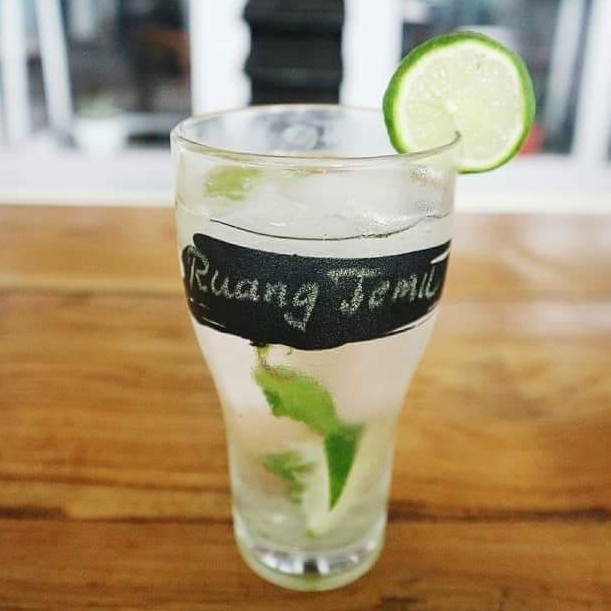 Virgin Mojito