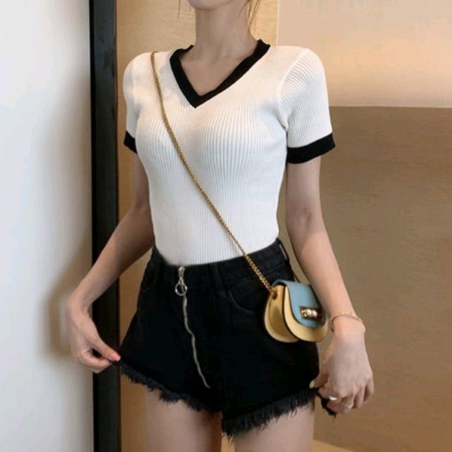 Vneck Elsa Rajut White
