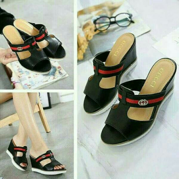 WEDGES BIANCA GC HITAM TS