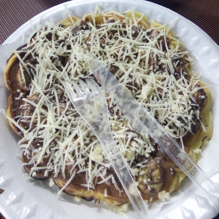 Waffle Nutella Keju