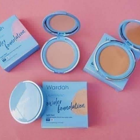 Wardah Lightening Powder Foundation