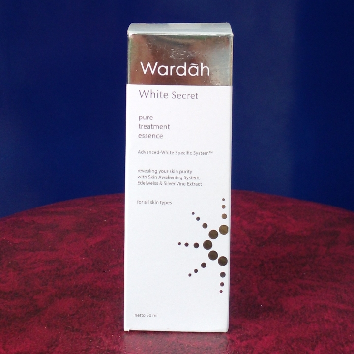 Wardah White Secret Pure Treatment Essence