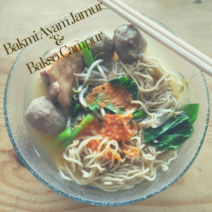Bakmi Ayam Jamur dan Bakso Campur