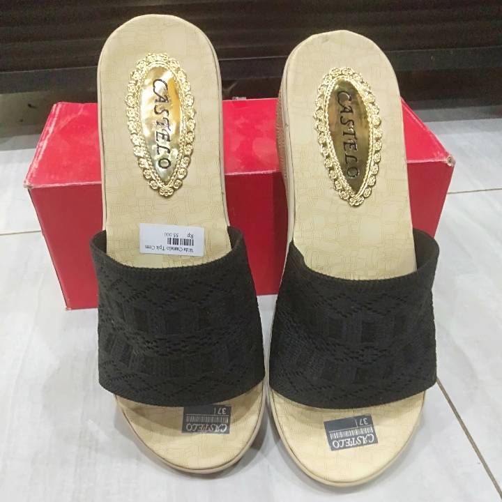Wedges Castello Tapak Crem 3