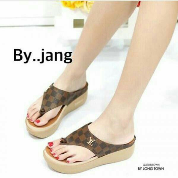 Wedges DH179 Coklat