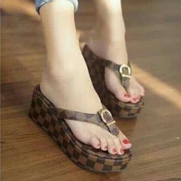 Wedges JH62 Coklat