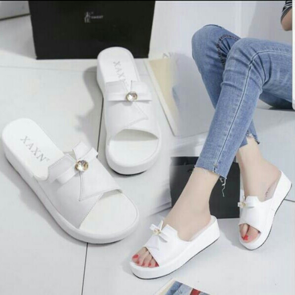 Wedges NN15 Putih