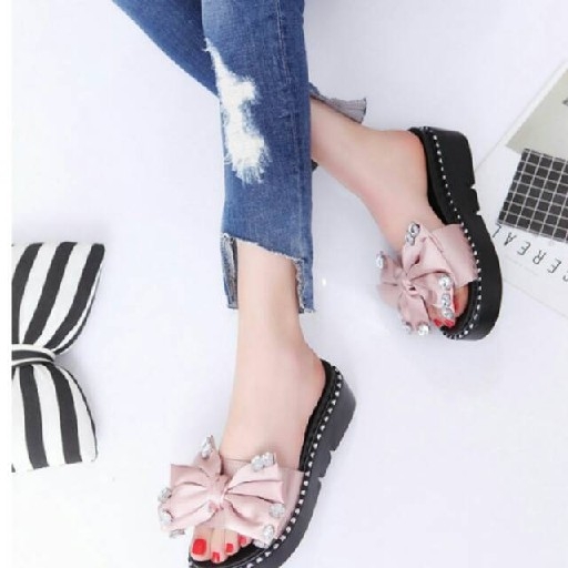 Wedges Pita Permata Pink 