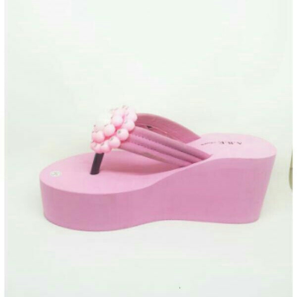 Wedges Spon Pink 2