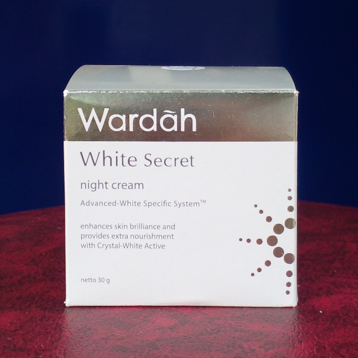 White Secret Night Cream